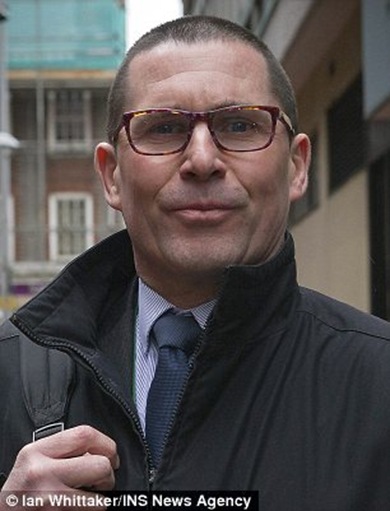 Jim Davies is suing Thames Valley Police over colleagues' use of the word 'traveller'