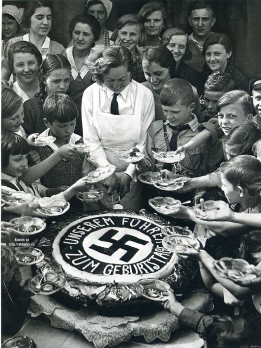 hitlersbirthday1934