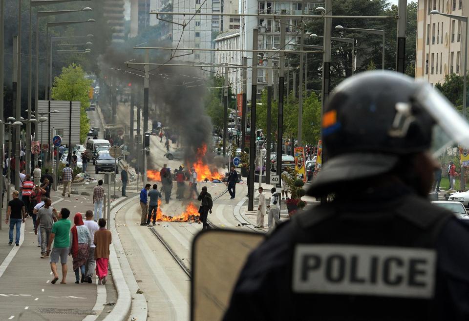 france-anti-jew-protests
