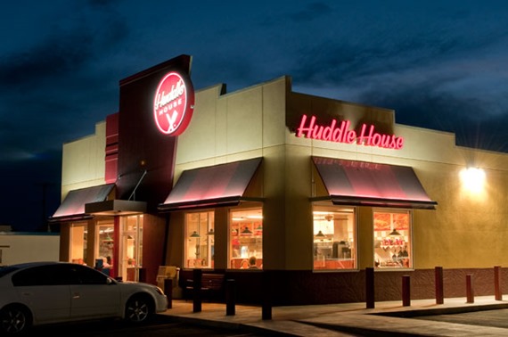 huddle-house-store-new-2010