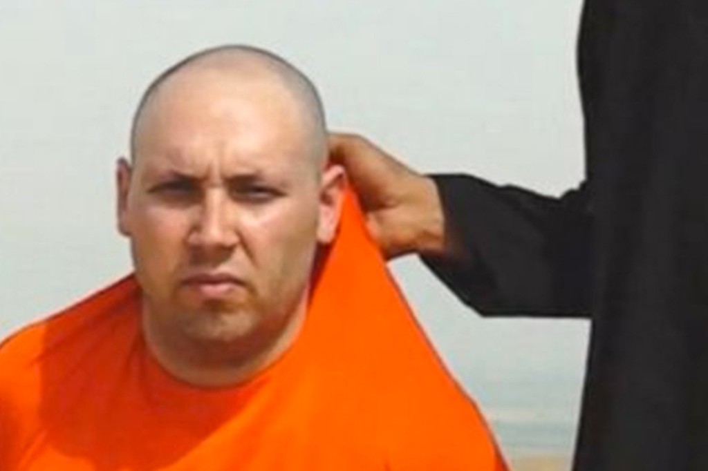 Whoops!  Steven Sotloff, Jewish journalist, prepares to get the knife.