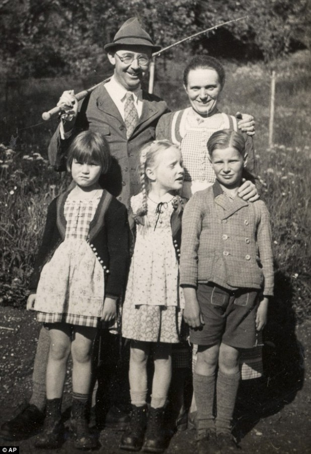 The Himmlers: Picture perfect.