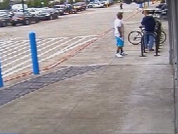 635698279456002442-walmart