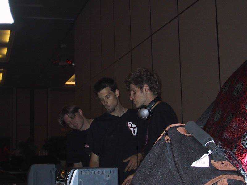 081-max,trevor,brian