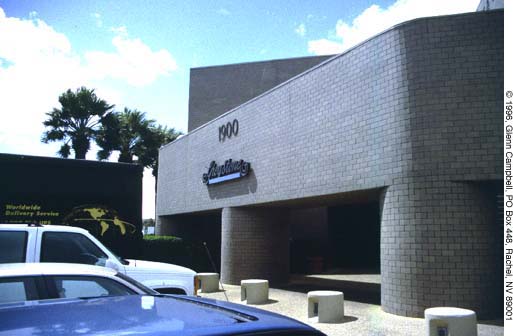 1900 E. Flamingo