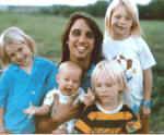 th_mikekids.jpg (5388 bytes)